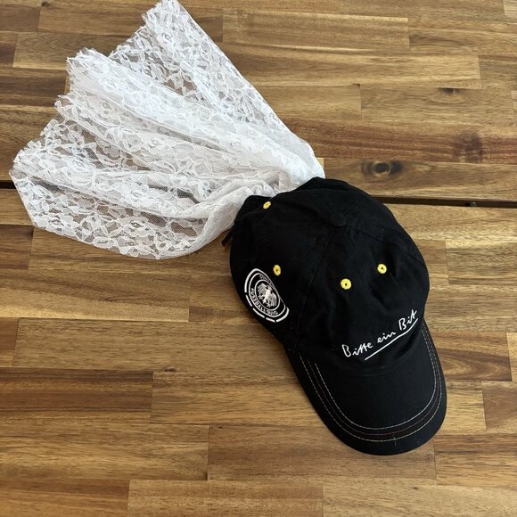 Oliver Bierhoff Germany Soccer ‘Bitte Ein Bit’ 2011 Black Ball Cap Hat Football - Picture 1 of 13